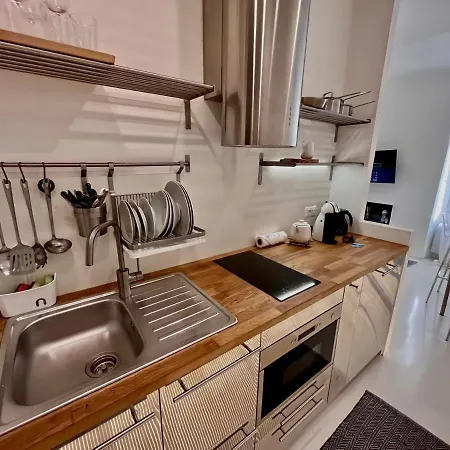 {luxury & Netflix} Piazza Vittoria Apartment Brescia