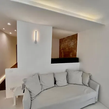 {luxury & Netflix} Piazza Vittoria Apartment *